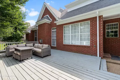 1665 Cedar Lake Cir, Hernando, MS 38632 photo 5