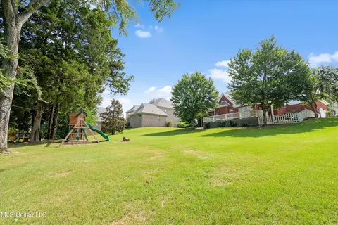 1665 Cedar Lake Cir, Hernando, MS 38632 photo 8