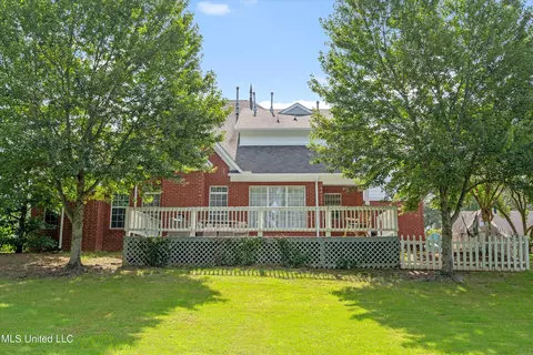 1665 Cedar Lake Cir, Hernando, MS 38632 photo 7