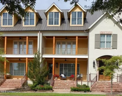 204 Eastpark St, Ridgeland, MS 39157