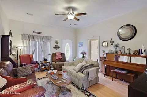 172 Cedar Spring Cir, Pearl, MS 39208 photo 8