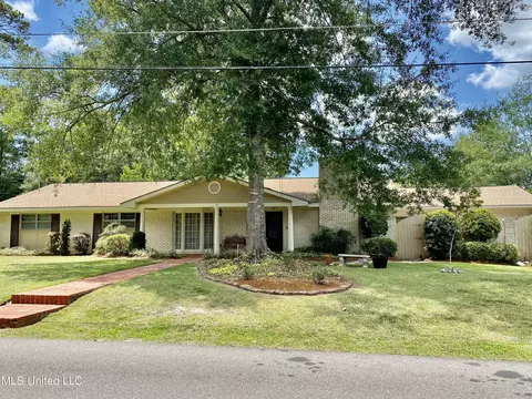 907 Kety Dr, Picayune, MS 39466