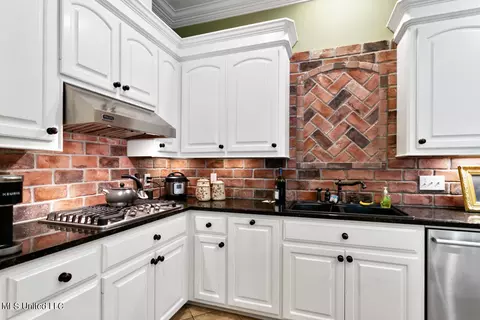 12 Arlington Park, Jackson, MS 39211 photo 14