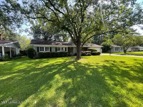 263 Allstate Dr, Jackson, MS 39211