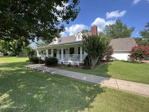 1100 Green Gable Dr, Terry, MS 39170