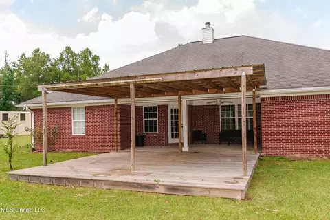 23971 Red Bluff Rd, Moss Point, MS 39562 photo 3