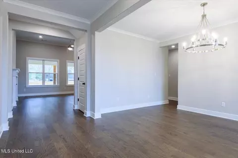6937 Silver Cloud Cove Cv, Olive Branch, MS 38654