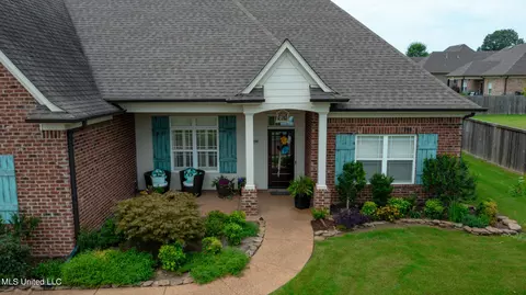 3949 Holt Ln, Hernando, MS 38632