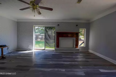 4950 Oak Leaf Dr, Jackson, MS 39212 photo 3
