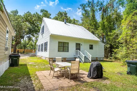 907 E Second St, Pass Christian, MS 39571 photo 18