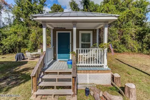 907 E Second St, Pass Christian, MS 39571 photo 19