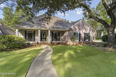 7247 Live Oak Way, Pass Christian, MS 39571