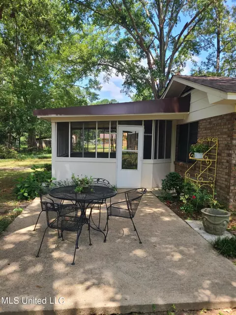 Exterior - 119 St Augustine Dr, Madison, MS 39110 photo 4 of 5