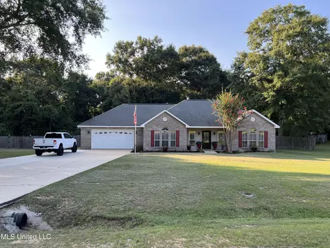 25 Kaylen Dr, Perkinston, MS 39573