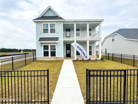 102 Everly Cir, Ocean Springs, MS 39564