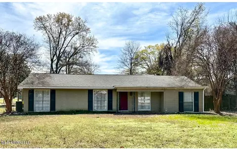 101 Thomas St, Cleveland, MS 38732