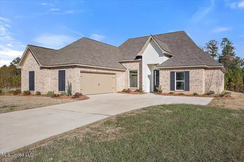 160 Landry Dr, Brandon, MS 39047 photo 3