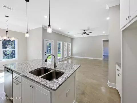 122 Shelby Mae Cir, Brandon, MS 39042 photo 7