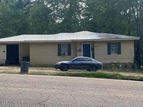 2505 Belevedere, Jackson, MS 39204