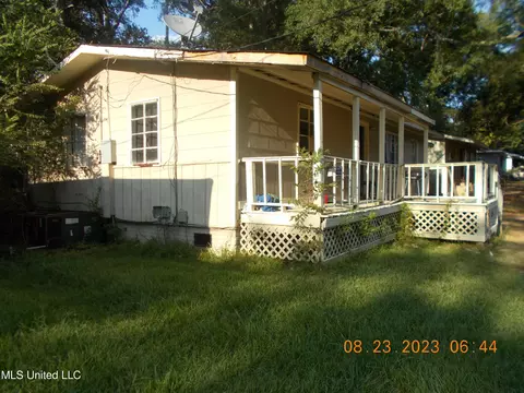 1146 Killarney St, Jackson, MS 39212 photo 2