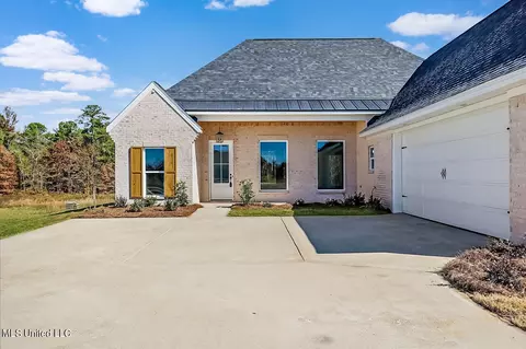 156 Landry Dr, Brandon, MS 39047 photo 3