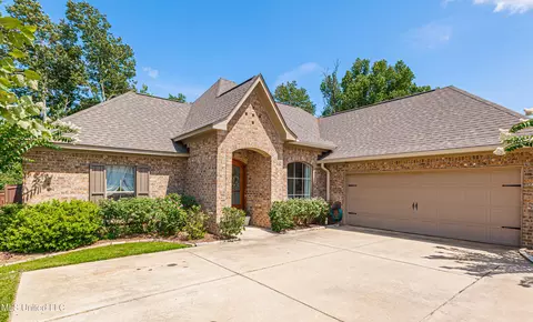106 Huber St, Madison, MS 39110 photo 2