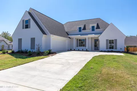 901 Waters Edge Way, Brandon, MS 39047