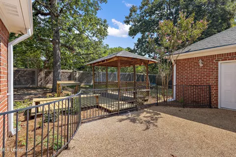 7 Avery Cir, Jackson, MS 39211 photo 18