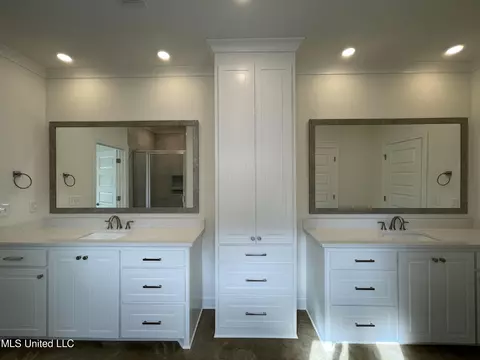 110 Waverly Dr, Florence, MS 39073 photo 9