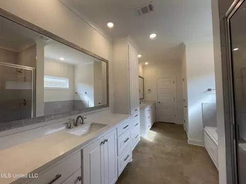 110 Waverly Dr, Florence, MS 39073 photo 8