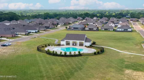 922 Glenwild Cir, Canton, MS 39046 photo 3