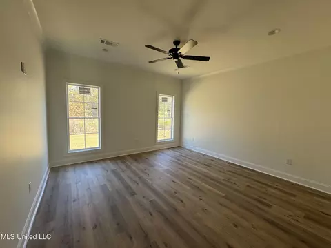 922 Glenwild Cir, Canton, MS 39046 photo 5