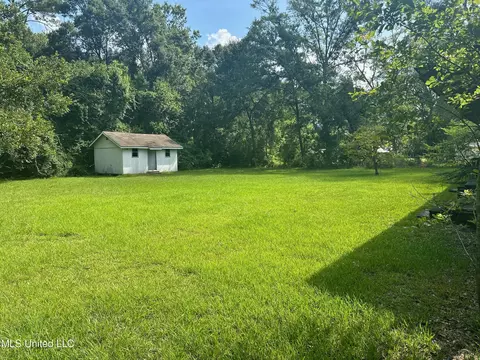 3701 Rollins Ave, Moss Point, MS 39563 photo 5