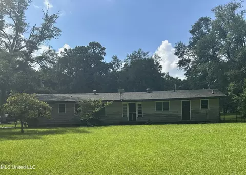 3701 Rollins Ave, Moss Point, MS 39563 photo 4