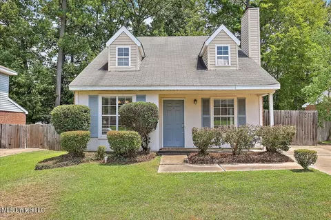 102 Keltingham Ct, Ridgeland, MS 39157