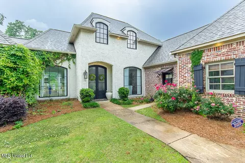 201 Vinca Cir, Madison, MS 39110