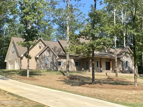 10 Wood Duck Cv, Raymond, MS 39154