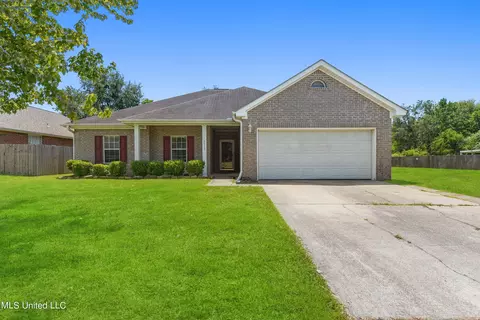 16077 S April Dr, Gulfport, MS 39503