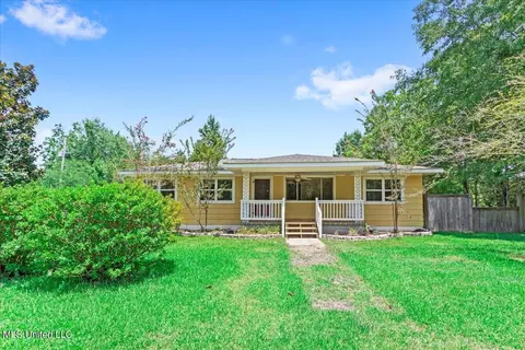 26290 Wolf Creek Rd, Kiln, MS 39556
