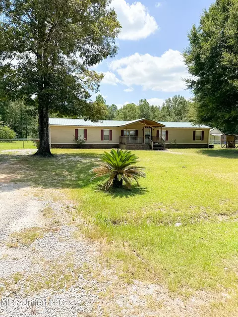 24306 Martina St, Saucier, MS 39574