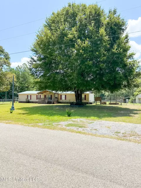 24306 Martina St, Saucier, MS 39574 photo 2