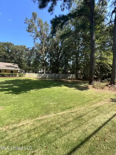 490 St Augustine Dr, Madison, MS 39110 photo 6