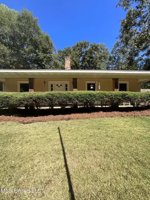 490 St Augustine Dr, Madison, MS 39110 photo 2