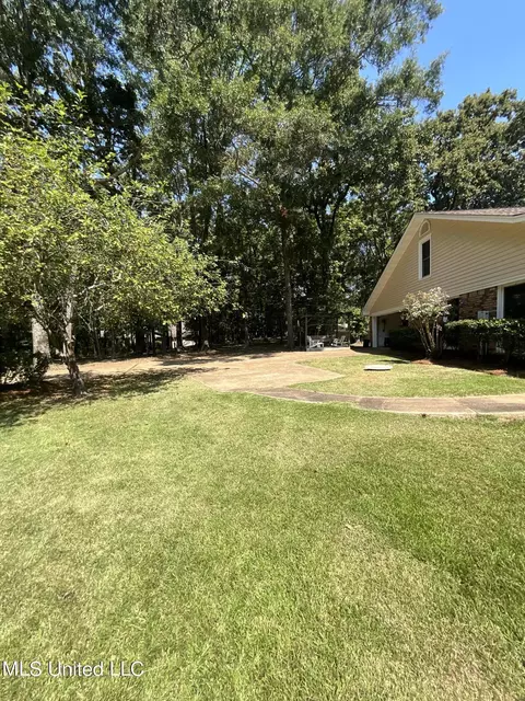 490 St Augustine Dr, Madison, MS 39110 photo 10