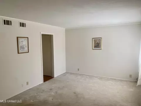 352 Lakebend Dr, Brandon, MS 39042 photo 5