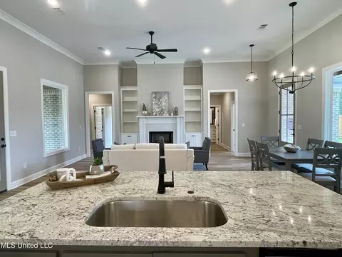 Living - 102 Waverly Dr, Florence, MS 39073 photo 5 of 5