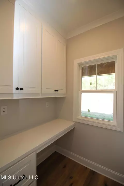 201 Wethersfield Dr, Florence, MS 39073 photo 10