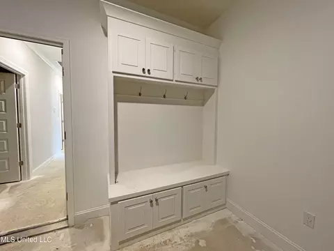 Entry Way - 203 Wethersfield Dr, Florence, MS 39073 photo 3 of 3