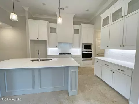 Kitchen - 203 Wethersfield Dr, Florence, MS 39073 photo 1 of 1