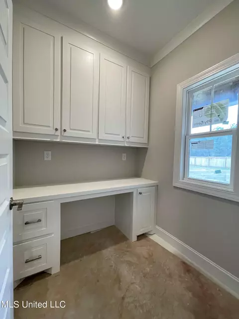 Other - 203 Wethersfield Dr, Florence, MS 39073 photo 7 of 12